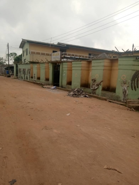 THUGS CHASE OUT CONSULTANT FROM NANA HOTEL OTTA